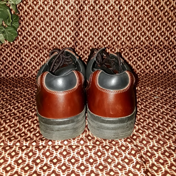 Earth Brown Shoes - Picture 5 of 8